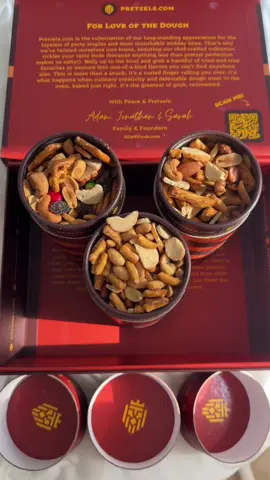 The most insanely delicious pretzel mixes from @Pretzeldotcom 🥨 #pretzels #pretzelmix #hostingtips #hostingideas #gourmetpretzels 
