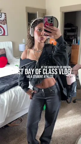 FDOC VLOG #fypシ #fdoc #class #firstdayofschool #Vlog @AquaphorUS @Colorescience 
