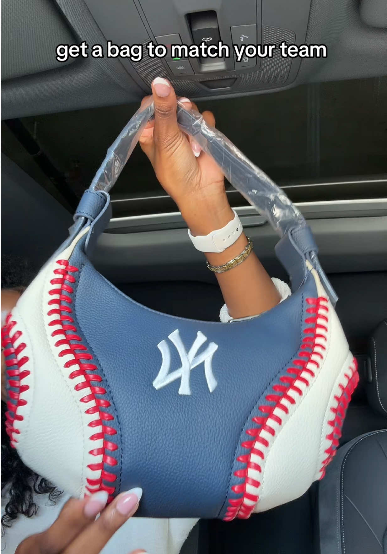 sooo cute #yankees #fyp #yankeesbag #tiktokshopcreatorpicks 