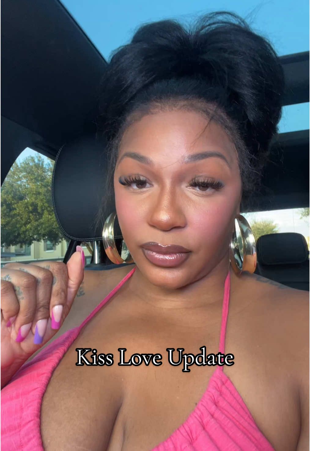 I never knew I would fall so much in love with this Afro kinky texture, but it has grown so much on me and it’s literally in my rotation @KissLove Hair  @KissLove Hair Shop ! #kisslovehair ##afrokinkyhair##wigtok