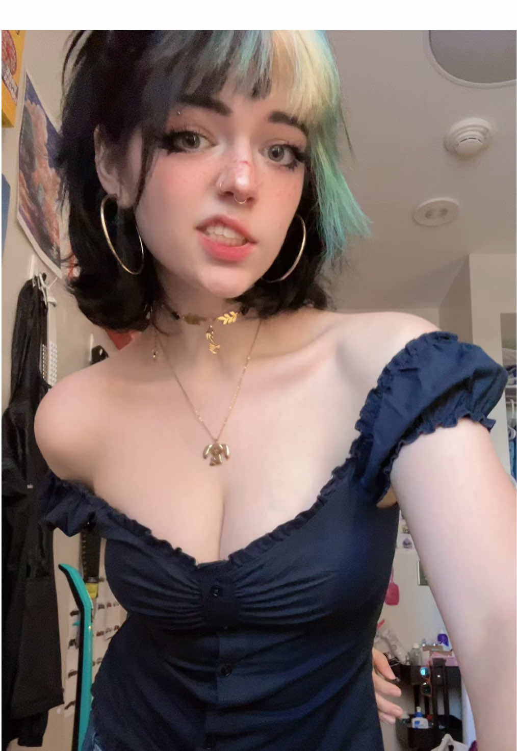 I remember when this song came out and it was my jam #fyp #girl #college 