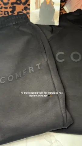 perfect black hoodie 🍁 The Comfrt Tranquil Hoodie in Obsidian is buttery soft, versatile, and made for fall. 🎃✨🖤 @Comfrt #comfrttranquil #comfrthoodie #hoodie #cozyoutfit #fallfashioninspo 