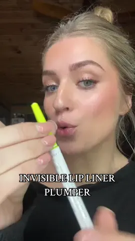 PAINLESS lip plumper. Yes. @Half Magic by Donni Davy #halfmagicinvisibleplumper #invisiblelipliner #plumpedlips #affordablelipplumper #BeautyTok #innovativebeauty #goplumpyourself #lipplumper 