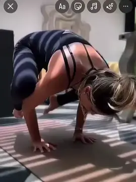 #conductoradetv #famosas_de_tiktok #sexy #feet #christianlara 