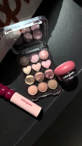 @Colorgram US #colorgramfruityglasstint #colorgrampinpointeyeshadow #tiktokshopcreatorpicks #colorgram #affordablemakeup 