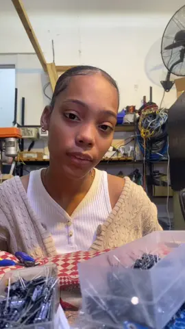 Vamos a llenar una tarjeta de audio de 4000w (2onmio)