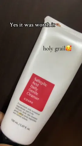 COSRX SALICYLIC ACID DAILY GENTLE CLEANSER IS THAT PRODUCT THAT SAVED MY SKIN. @COSRX Official Salicylic Acid Daily Gentle Cleanser cleared up my darkspots! It’s a gentle wash and it takes consistency and patience, it’s still a work in progress but it definitely works well for me as an oily acne prone skin girlie🥰 #acneproneskin #darkspots #clearskin #skincareroutine #skincareproducts  