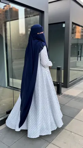 الطقم كامل من 🦋⬅️ @RAHMA_STORE  