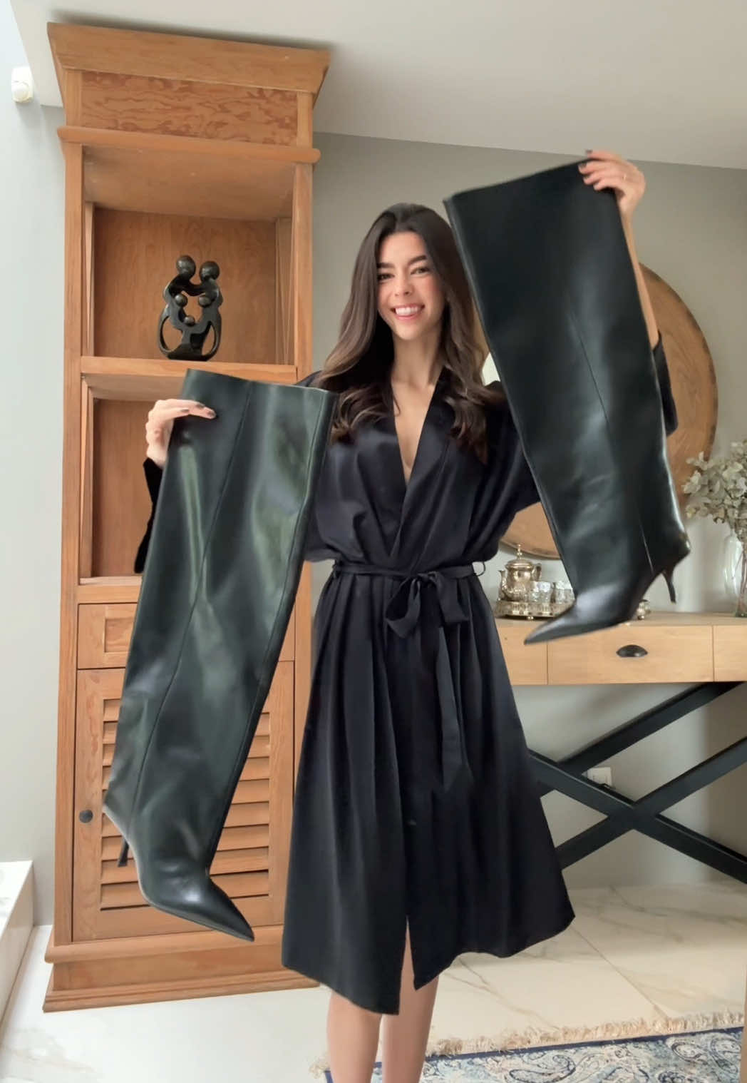 ¿Qué les parecen las nuevas tendencias de Fall en @H&M ? ¿Qué look les gusta más? 🤔🫶🏻 Disponible a partir del 2 de octubre #hm #fall #ad 