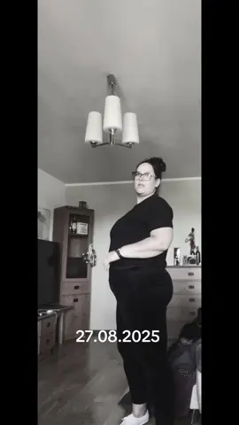 Może nie jest jeszcze najlepiej, może to tylko początek, ale dla mnie nie liczą się kilogramy. Najważniejsze jest dojście do celu , a celem jest zdrowe ciało,  w którym wykiełkuje zdrowa fasolka ❤️🥹 #nieplodnosc #odchudzanie #deficyt #mounjaro #pregnancy 