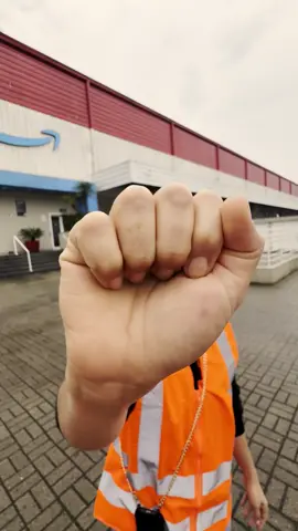 Ei, vendedor 👋 Passando só pra te avisar que o FBA – logística da Amazon tá de graça. Isso mesmo, é real! Mas atenção: só até 03/12. Não perca essa chance, corra e preencha seu formulário pra migrar, facilitar e vender ainda mais. #Amazon #VendaComAmazon #FBA