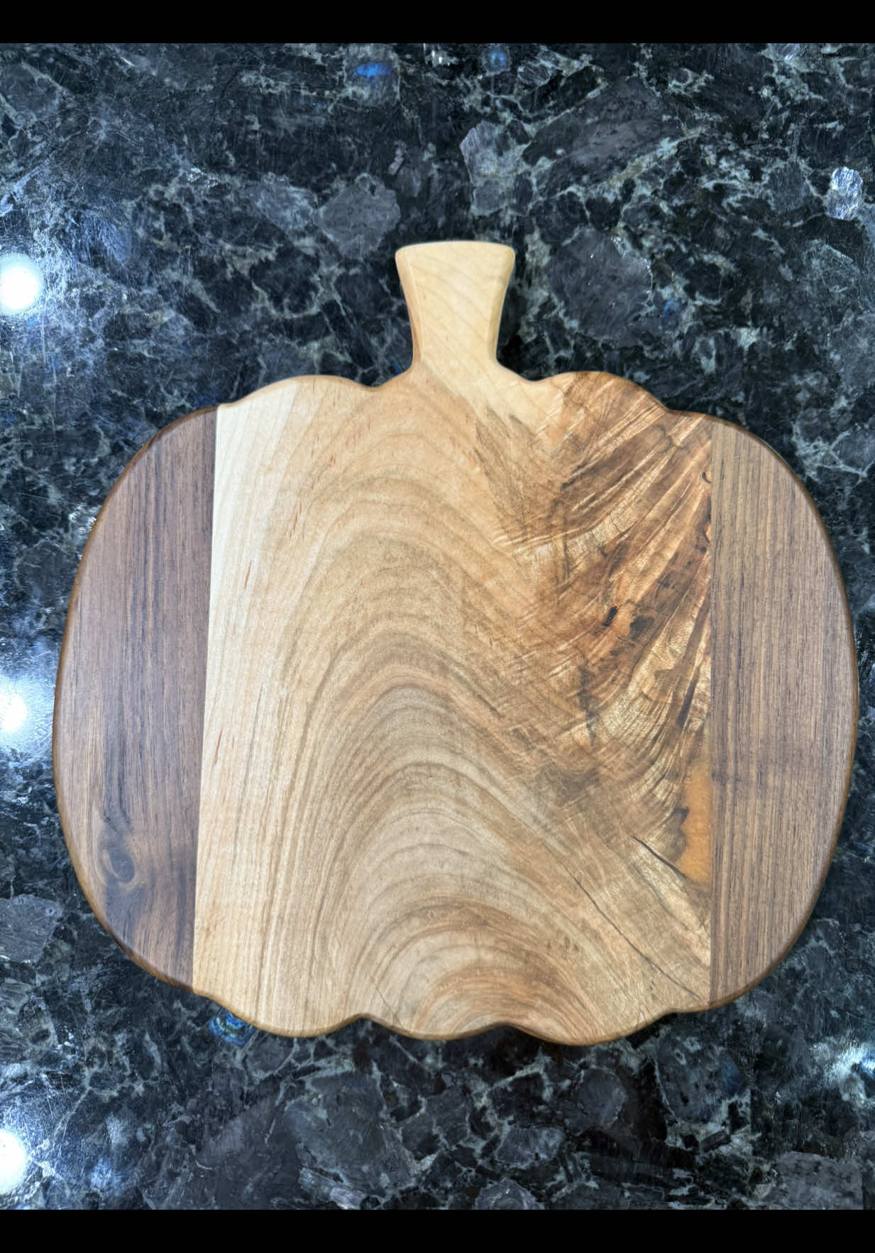 It’s that time of year again, pumpkin charcuterie board season! This is a figured maple and walnut pumpkin with an orange epoxy inlay! And yes, I am back to posting on a hopefully more regular schedule!  : : : :  #wood #woodworking #woodtok #maker #charcuterie 