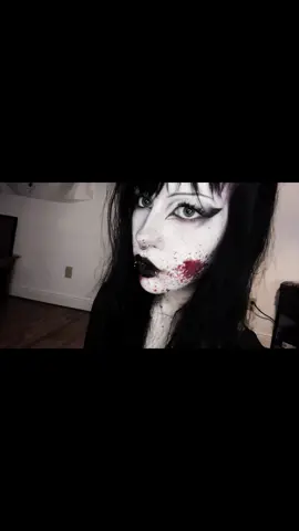 🩸🪓 #fyp #goth #halloween #makeup #trending 