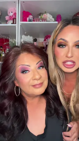 Let’s glam my twin @Reda #makeover #makeuptutorial #motherdaughter #lookingforaman 🤣 #funnymoments 