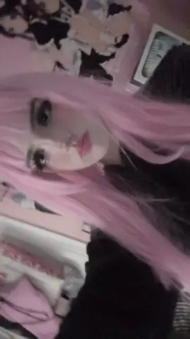 never let you go >__< #pink #doll #cutecore #fyp #cutecore🎀🦴🍮🐾 