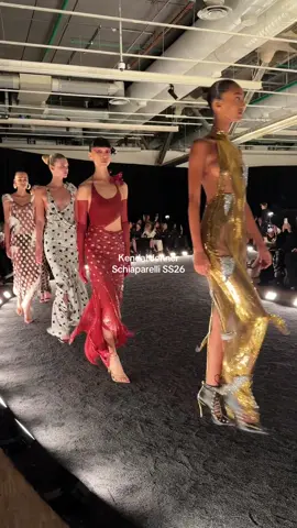 @Kendall Jenner #Schiaparelli #pfw #hautecouture #vogue 