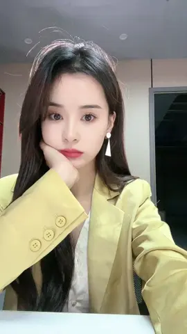 #腼腆 #文静小女生 #美丽坏女人 #害羞 
