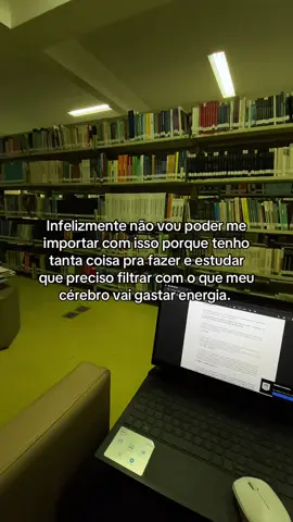 Desse jeito 🤣🤣 #arq #estudante #foryoupage #fy 