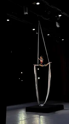 1st place 🫂 #aerialsilks #dancer #foryoupage 