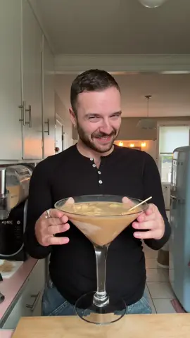this MAY have changed my opinion on espresso martinis 👀