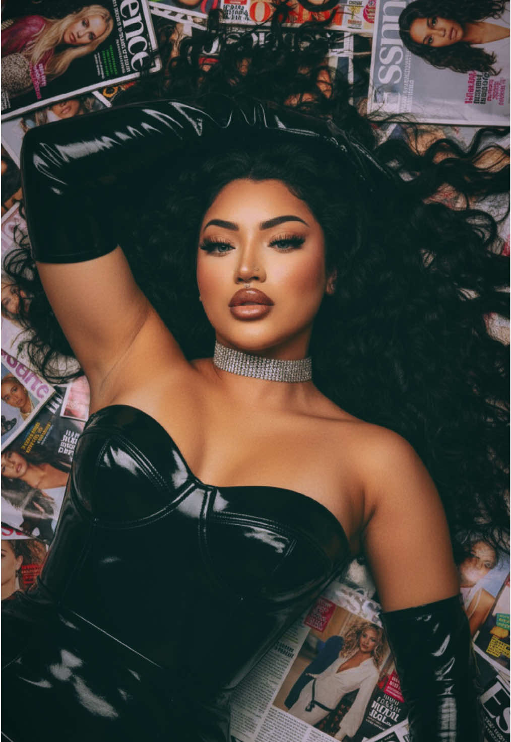 Which one is your favvvv?🖤😍  #aigemini #gemini #polaroid #fypシ゚viral #creatorsearchinsights 