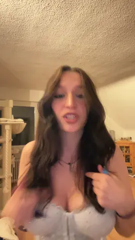 kurz vor ner psychose wegen meinen kommentaren😭💀 