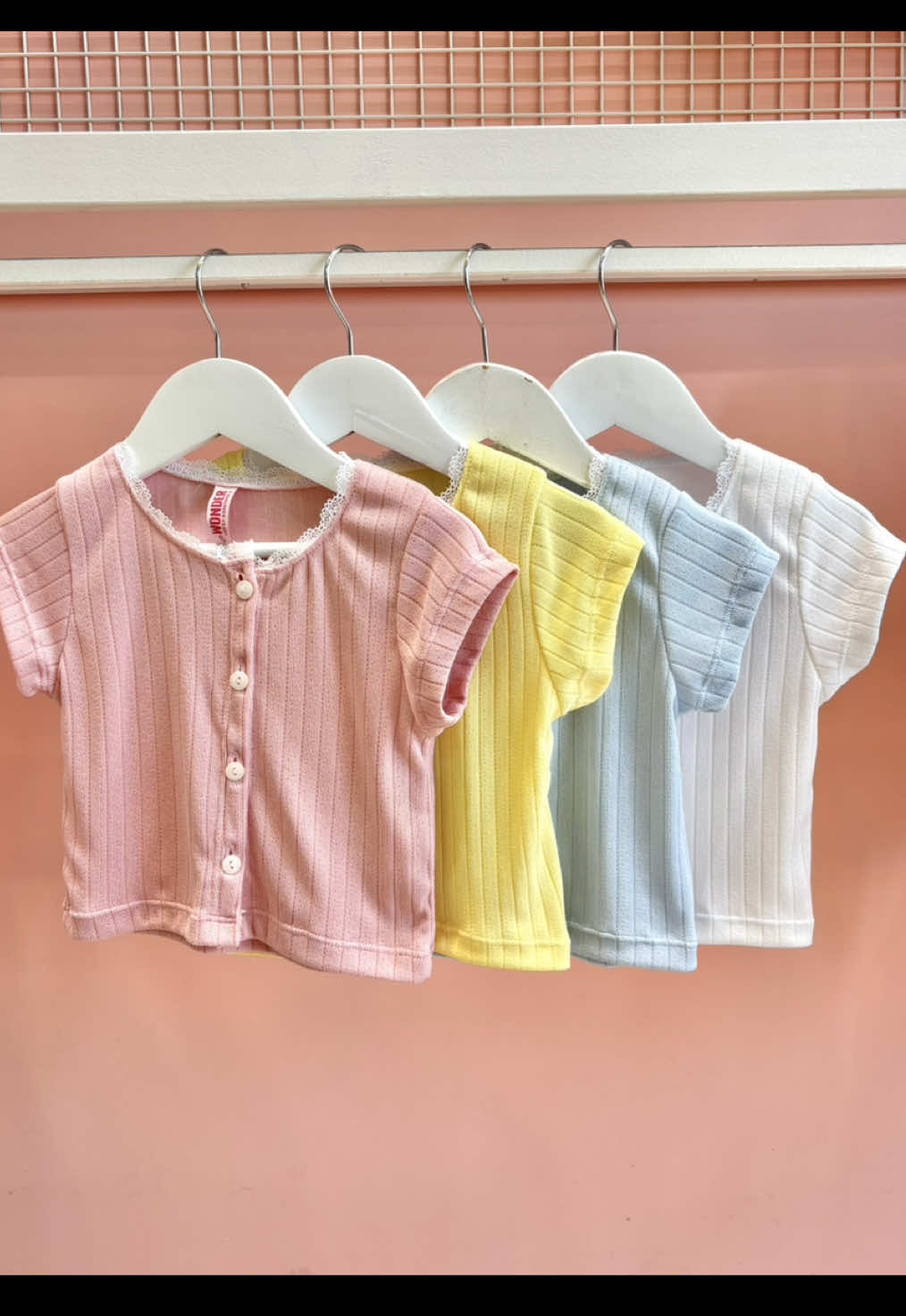 Estás pensando en emprender?Quedate en este video 🌸✨ Podes hacer tu pedido desde cualquier lugar! 💕 Estamos en: 📍Bacacay 3495 | Cuenca 180 Catálogo: 📱11 3451-1922  Y envíos a todo el país! 😱 #fabricantes #ropainfantil #avellaneda #ropa #indumentaria  