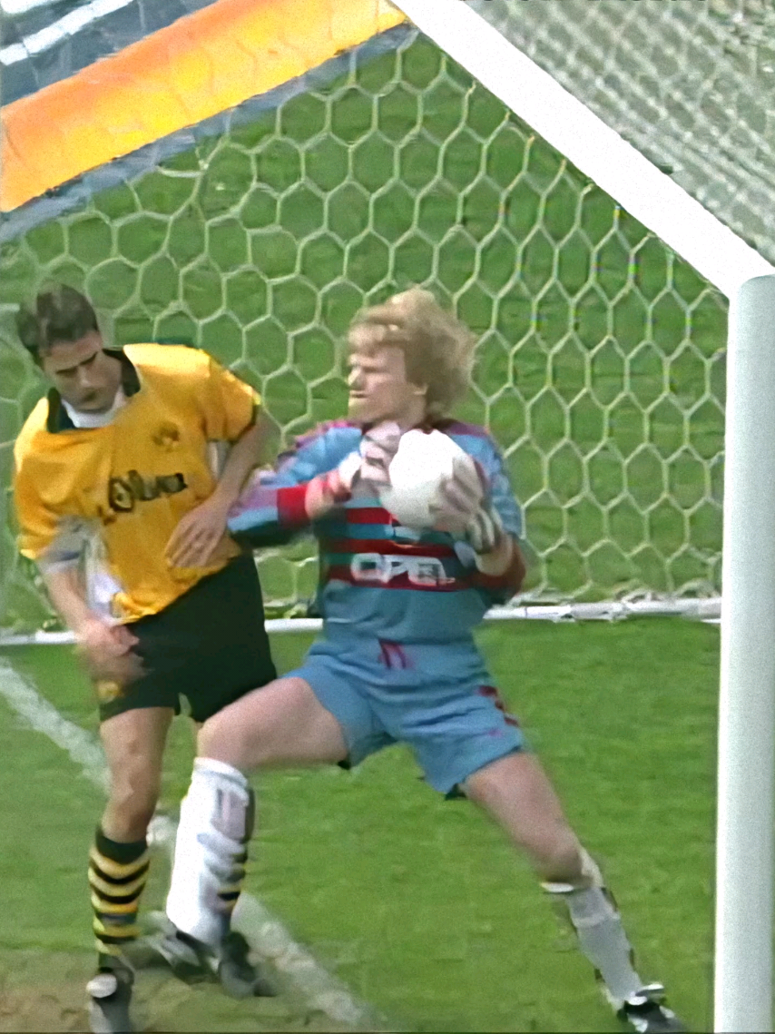 Oliver Kahn Prime ⚽️🔥 #futebol #oliverkahn #goleiro #goleiros #jogador