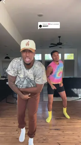 Replying to @‘🎀f4yy. Ask and you shall receive! @Da’Niko #bowbowbowchallenge 