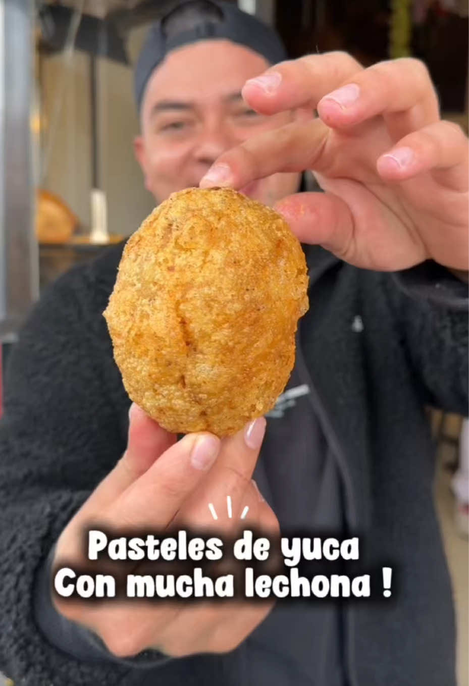 Ojo al datooo , El único #pasteldeyuca  con mucha #lechona en #bogota de media libra  que locura , lo van a encontrar en @lechoneria_legitimadechañarral   vayan y me cuentan qué tal !  #quehacer #lechoneria  