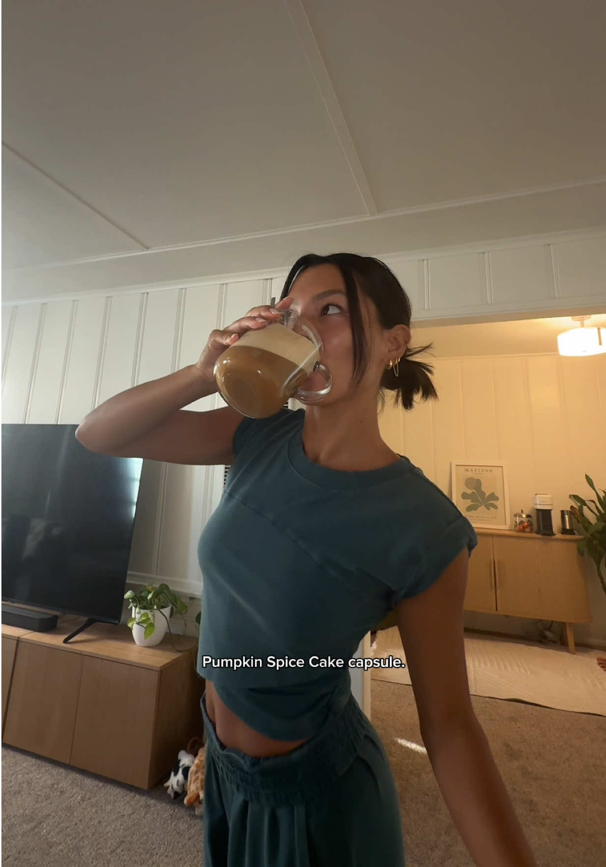 another gorgeous sunny beautiful day of marathon training☀️🏃‍♀️ obviously, my morning routine starts with the best vibes ever thanks to my prized possession - my @Nespresso Vertuo Next machine. I’ve started every single morning with Nespresso coffee for the past four years & I wouldn’t want it any other way 🤝