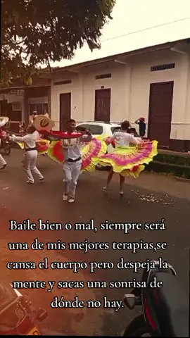 #Biscoitocut#danzafolklorica 