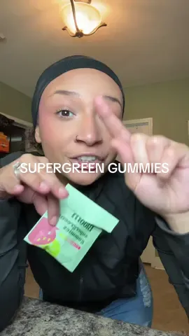 probiotics, vitamins & superfoods  in just a few delicious gummies 😋💖 #bloomnutrition #supergreens #BloomNutritionNewArrivals  