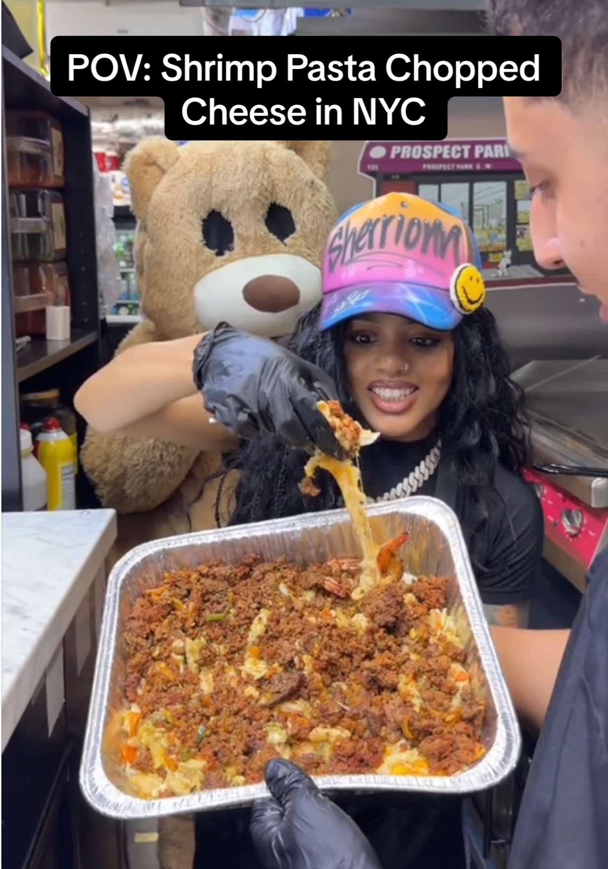 Seafood Shrimp Pasta Chopped Cheese 📍Prospect Park Deli #prospectparkdeli #seafood #shrimp #girl #choppedcheese 