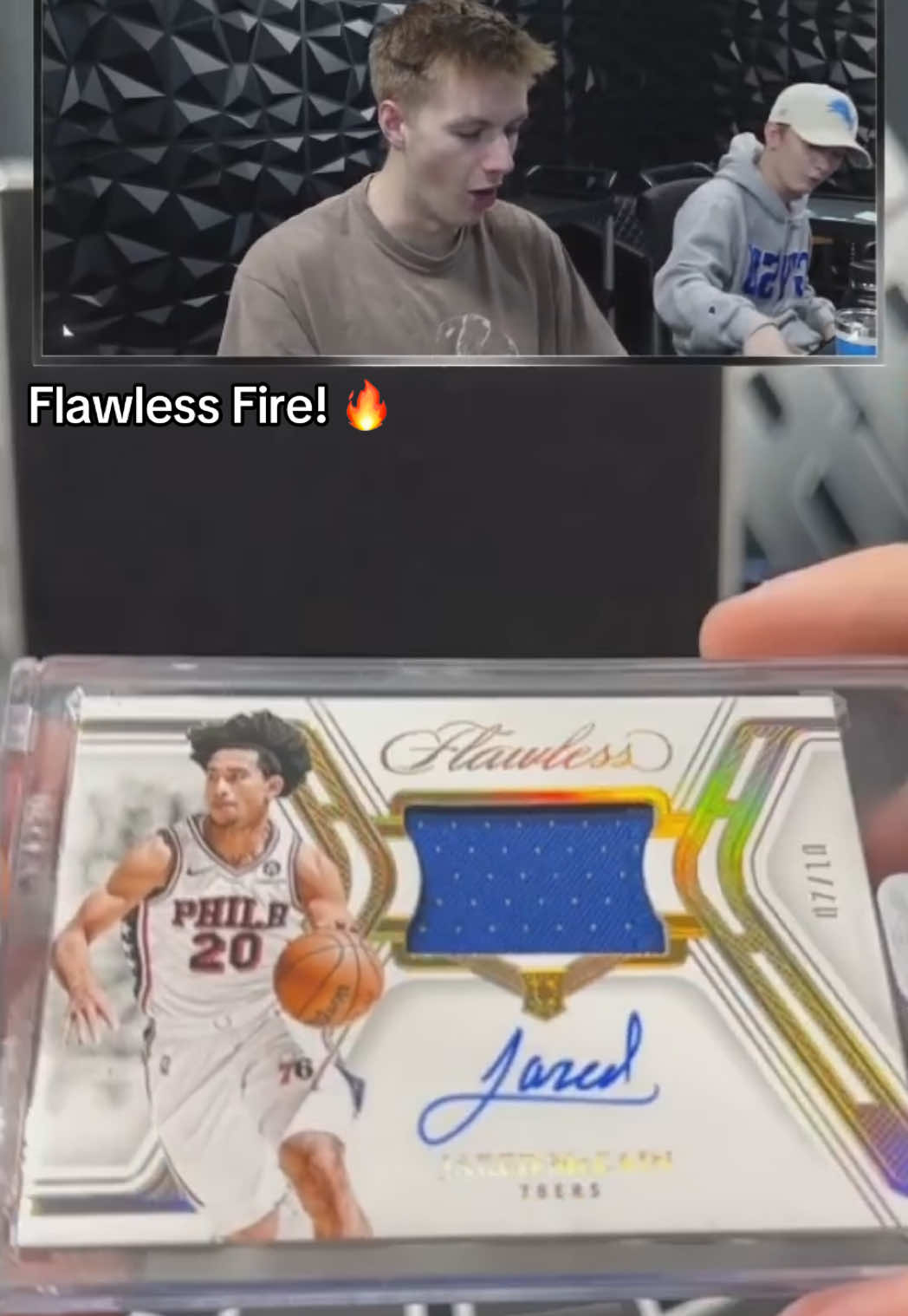 Flawless is sick! 😱 Find your daily breaks located in our tiktok shop🧃 #sportscards #tradingcards #nflcards #whodoyoucollect #paniniamerica