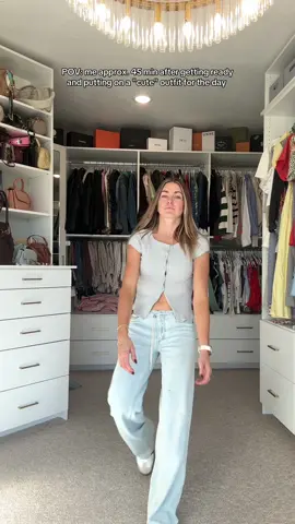 I have a max wear time of 60 minutes when it comes to jeans soo 😂😂 #MomsofTikTok #comfyclothes #fitcheck #realisticfitcheck #momlifebelike 