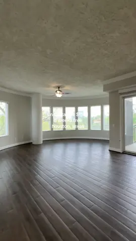 📌 Would you live here for this price? 📍HOUSTON - $1141 - 1BED/1BATH - 704 SqFt 2BED/2BATH - $1687 - 1109 SqFt 2BED/2BATH - 1837 SqFt (floor plan shown) 3BED/2BATH - $1853 - 1732 SqFt 🔥 You get up to 8 weeks FREE at this property! Super easy access to I-10 and Memorial Park. Amenities include a resort-style pool and a fitness center. Advertised price reflects net effective pricing. 🚛 Our service is 100% free, and you get up to $200 cash back or a free 2 hour move! 📲 Comment or DM and we can set up a tour! #houstontx #houston #houstonapartments #tiktok #fyp 