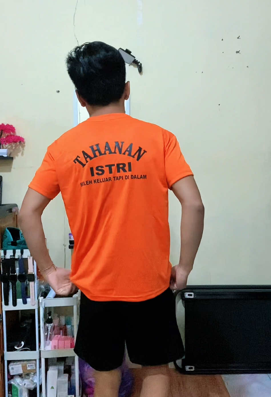 tahanan lepas, boleh keluar tapi di dalam 😅 #anakkost #kost1petak #fyp #CapCut #trendingtiktok 