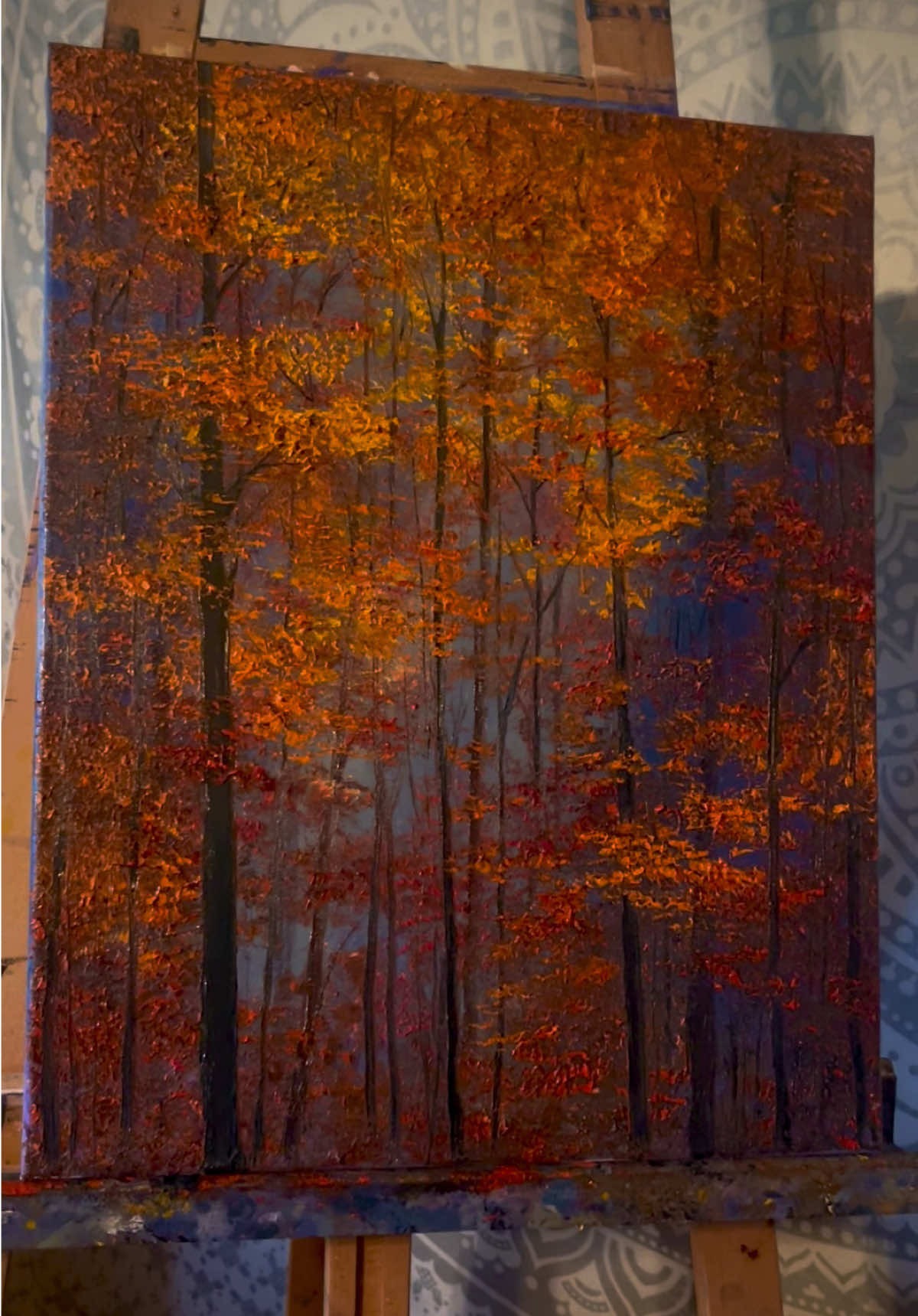 Putting the finishing touches on “Forest of Gold” today. 🧡 #haleygrecoartwork #arttok #oilpainting #fall #paintingprocess 