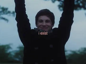 because i exist #perksofbeingawallflower #fyp #asvantagensdeserinvisível #viral #trend