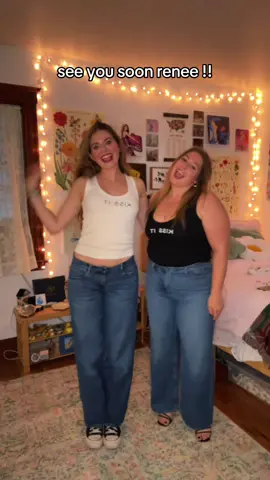 See you soooonnn #reneerapp #wlw #biteme #boston #shy 