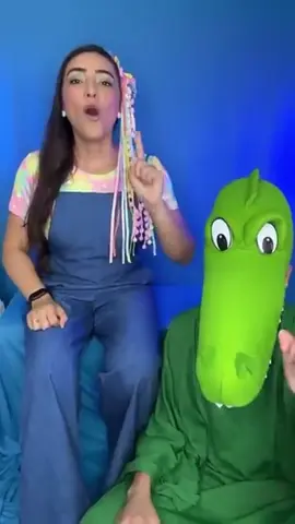 Qual das três músicas infantis é a sua favorita? . . . . . . . #educacaoinfantil #recreacaoinfantil #musicainfantil #musicaparacriancas #desenhoinfantil 
