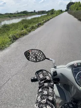 Giờ lắp gương mà muốn đẹp nữa thì đừng bỏ qua e này ✅ #guongxe #guongxoay360do #phukienxe #vision #xuhuong 