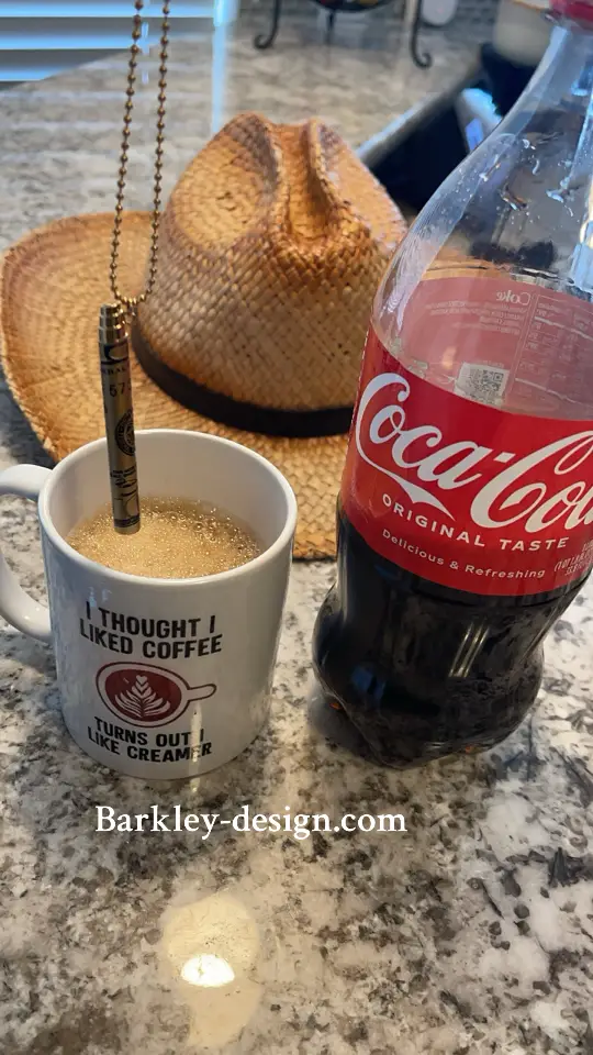 Our daily rituals matter. And here at Barkley-design.com we want to give the world an opulent feeling to your daily rituals whether that is coffee or soda… our luxurious 100 dollar bill straw will get everyone talking at your local coffee shop. Thank you for spending a moment with us and please remember to be kind to one another. ❤️🎸