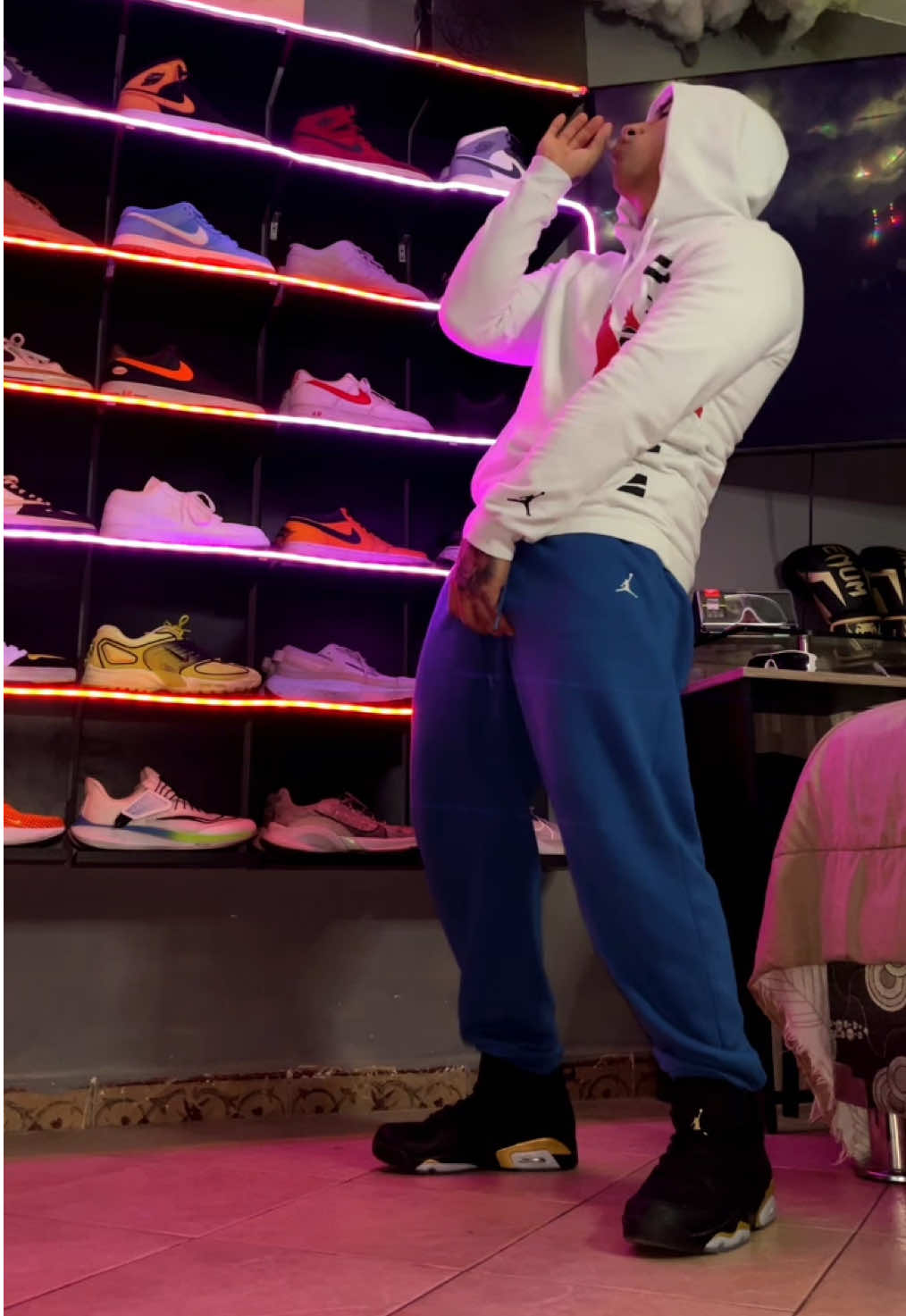 Listo pa vaciarle mai el peine de 30  #trap #outfit #jordan #paratii #perú🇵🇪 