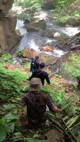 hati hati melangkah #airterjun #kalimantanbarat 