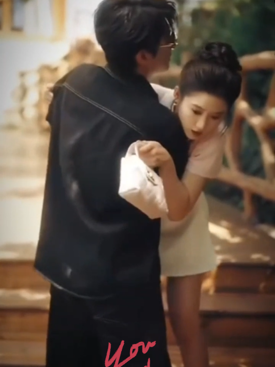 Sepagi ini udah disuguhin yg manis² 😂🫰❤️ (lagu ini memang cocok untuk yg manis² 😂🫰❤️ ).#zhaozhendong #yingdong #fyppp #zhaiyiying翟一莹 #zhaiyiying 