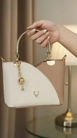 tas tangan tas slempang wanita cantik glamour murce #tastangan #tasselempangwanita #tascantikmurah #tasmewahmurah #taskekinian 