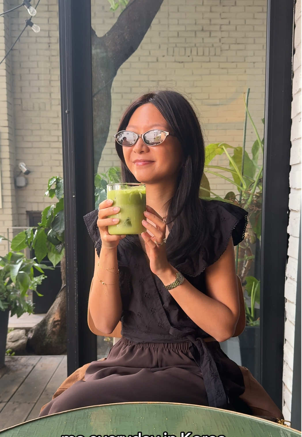 why are there so many cute coffee shops in Korea??? #seoul #southkorea #coffeeshop #koreanfood 