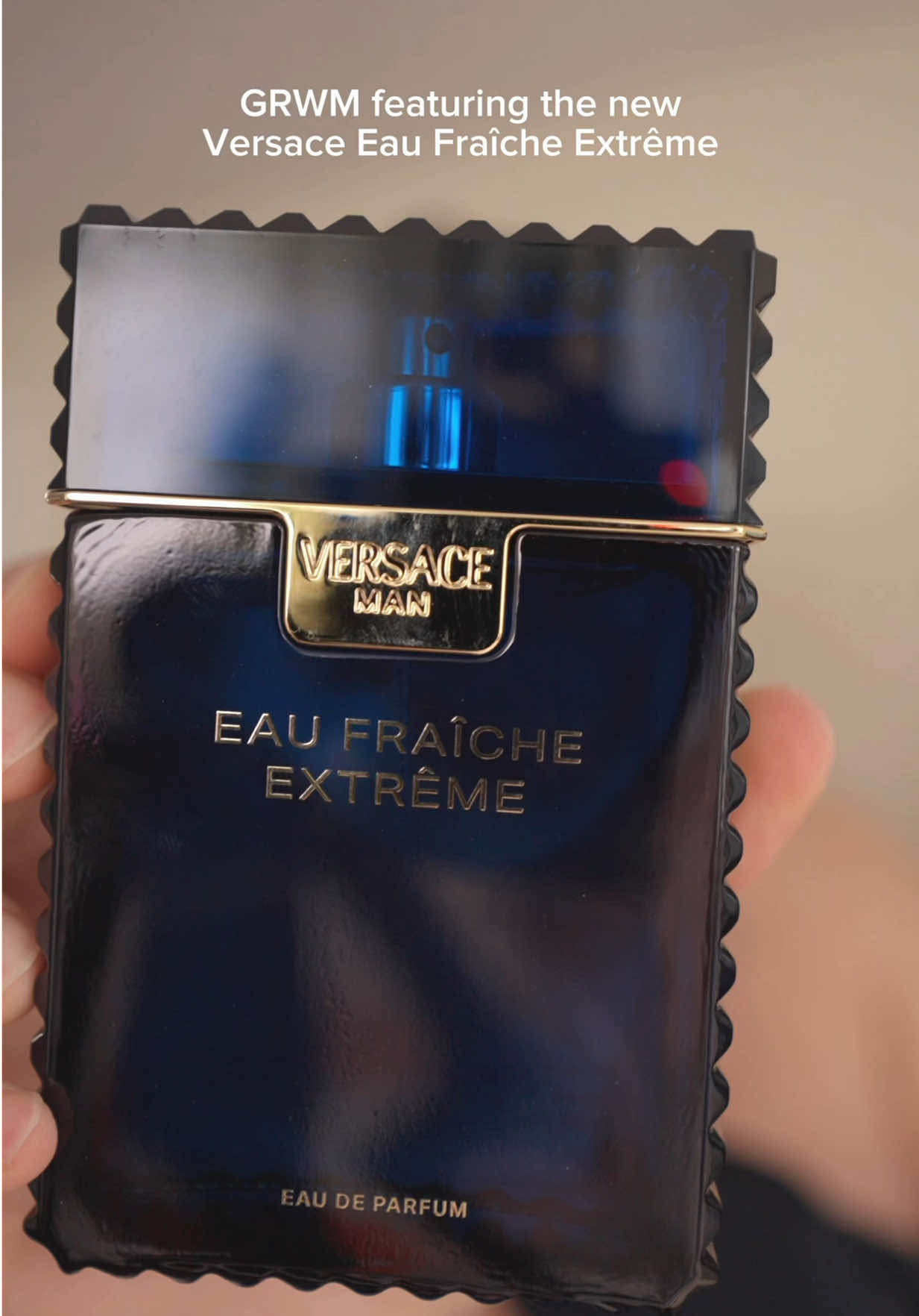 Get ready with me featuring Versace’s new fragrance Eau Fraîche Extrême. This is a new take on a men’s classic fragrance - available at @Macy’s #getreadywithme #mensfragrance #VersaceFragrances #VersaceEauFraicheExtreme #AD 